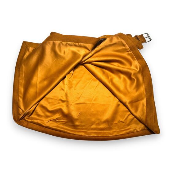 Forever 21 Bright Tan Faux Suede Mini Skirt with Belt Size Small - Picture 5 of 11